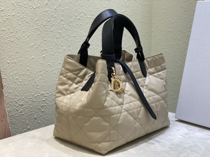 chr1st1an D10r shopping bags